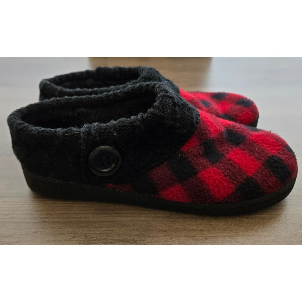 Clarks Red Black Plaid Knit Button Clog Slippers Women's Size 8